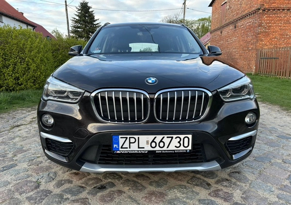 BMW X1 cena 69900 przebieg: 93000, rok produkcji 2015 z Wyszogród małe 191